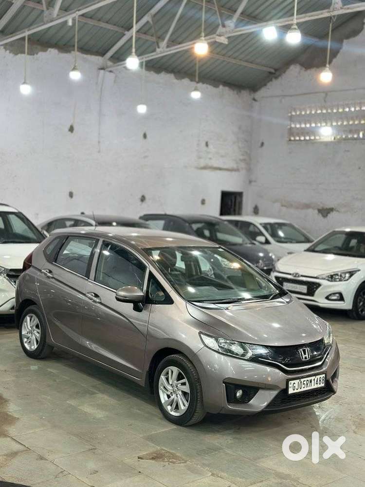 Honda Jazz V Automatic, 2016, Petrol