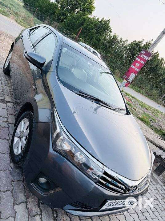 Toyota Corolla Altis 2010-2013 G, 2014, Petrol