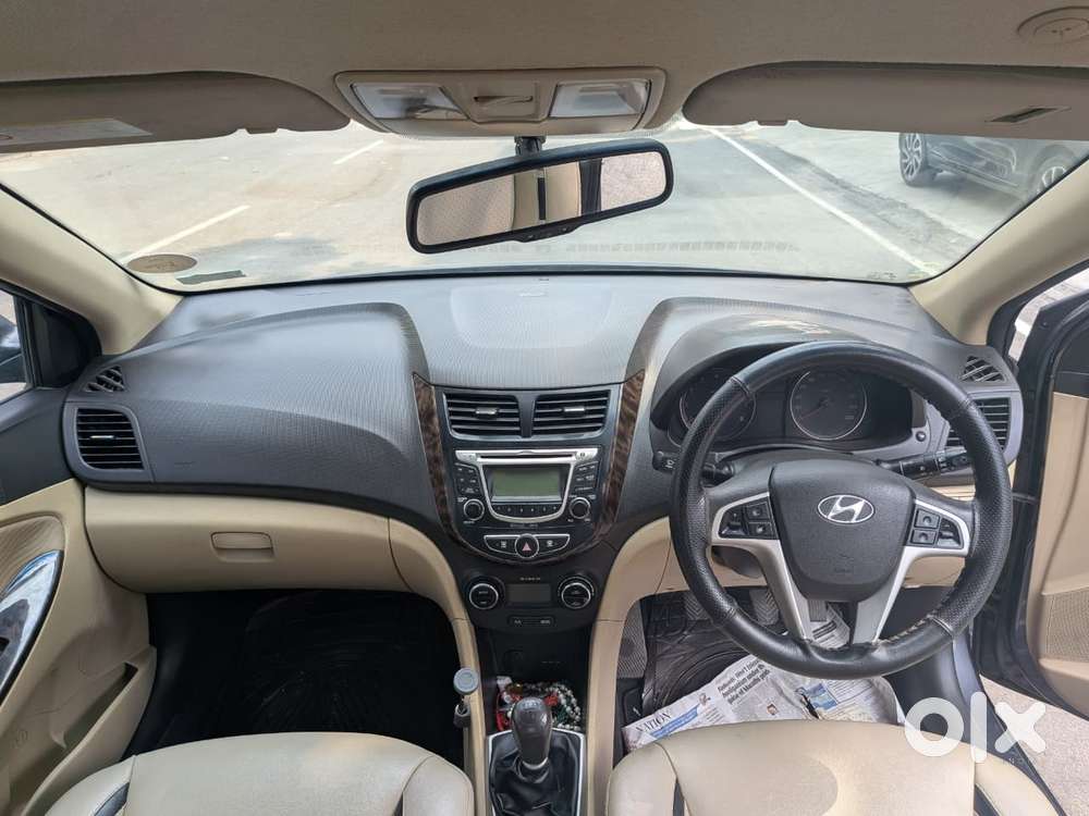 Hyundai Verna 1.6 Sx (o) Vtvt, 2014, Petrol