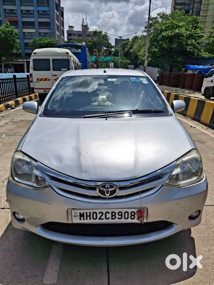 Toyota Etios V, 2011, Petrol
