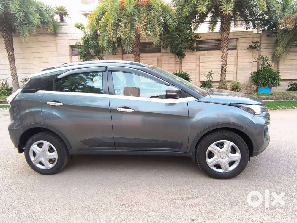 Tata Nexon 1.2 Revotron Xm Plus (s), 2022, Petrol