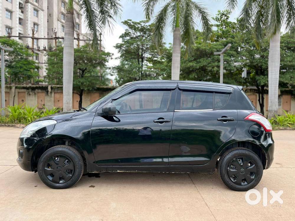 Maruti Suzuki Swift Vxi + Manual, 2016, Petrol