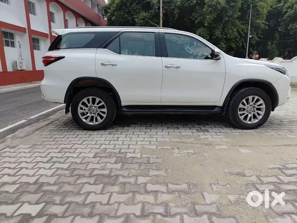 Toyota Fortuner Diesel Mt 2024 4/4