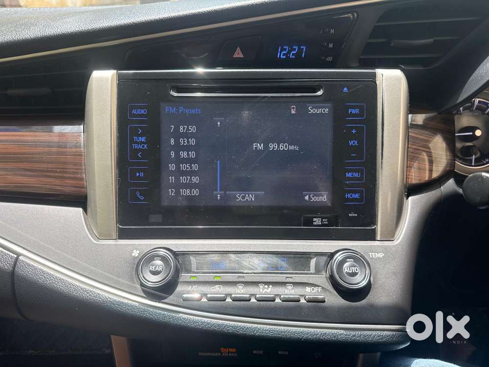 Toyota Innova Crysta [2020-ongoing] 2.7 Zx At 7 Str, 2016, Petrol