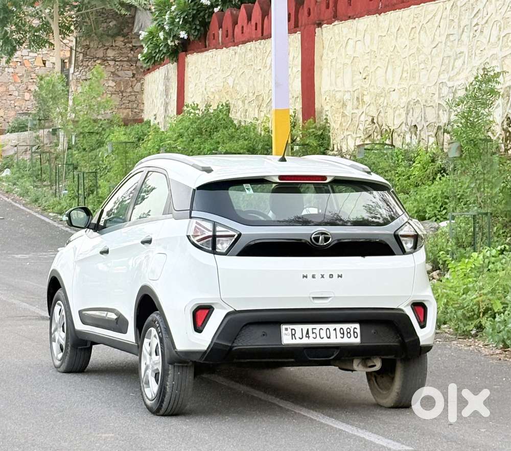 Tata Nexon 1.2 Revotron Xz, 2022, Petrol