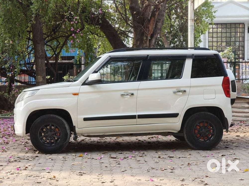 Mahindra Tuv 300 Mhawk100 T8, 2016, Diesel