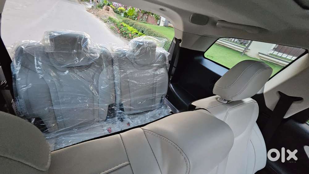 Mahindra Xuv700 2.0 Ax 7 Petrol At Luxury Pack Str, 2024, Diesel