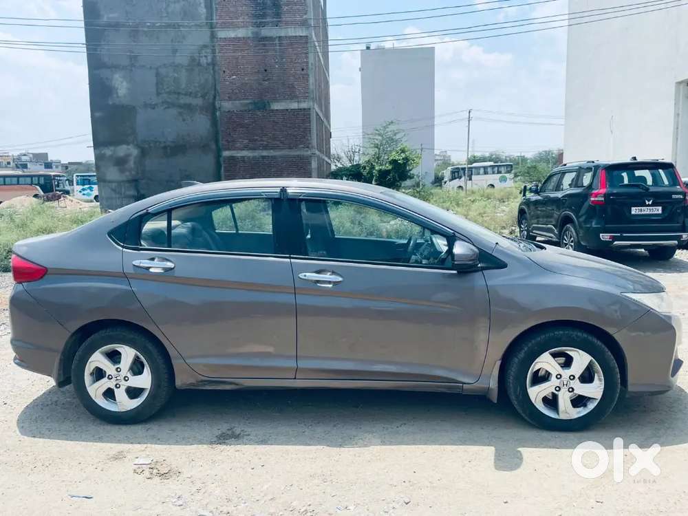 Honda City 2015 Diesel Well Maintained