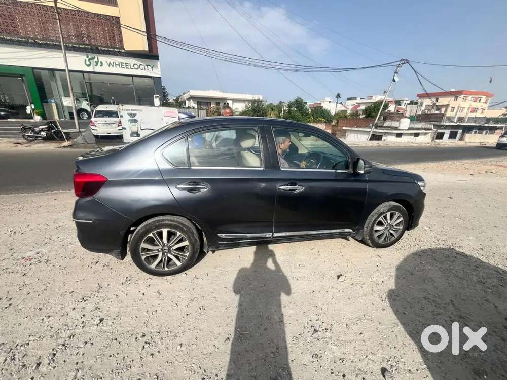 Honda Amaze 2nd Gen 2022 Petrol 20000 Km Driven