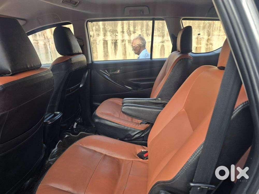 Toyota Innova Crysta 2.4 Gx Mt, 2017, Diesel