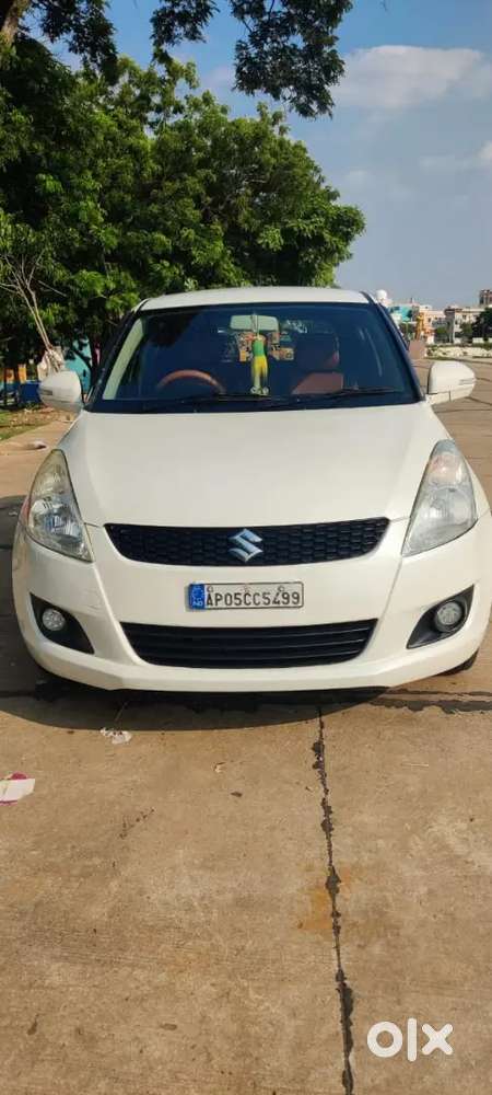 Maruti Suzuki Swift 2012