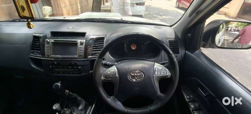 Toyota Fortuner 4x4 Mt 2015 , White