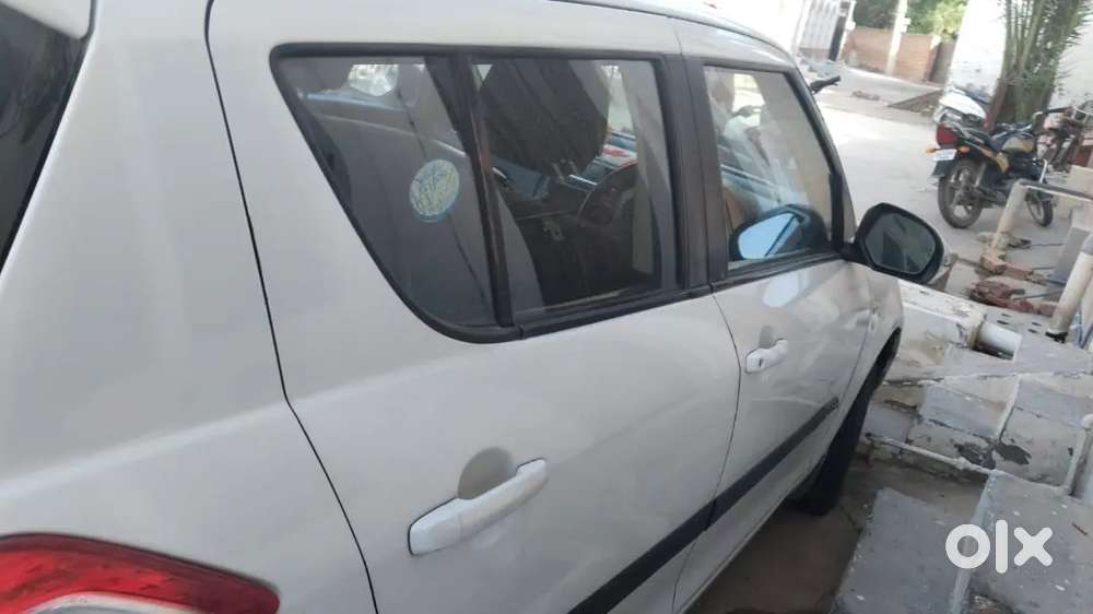 Maruti Suzuki Swift 2015 Diesel 92000 Km Driven