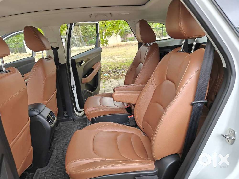 Mg Hector Plus 1.5cvt Petrol Automatic