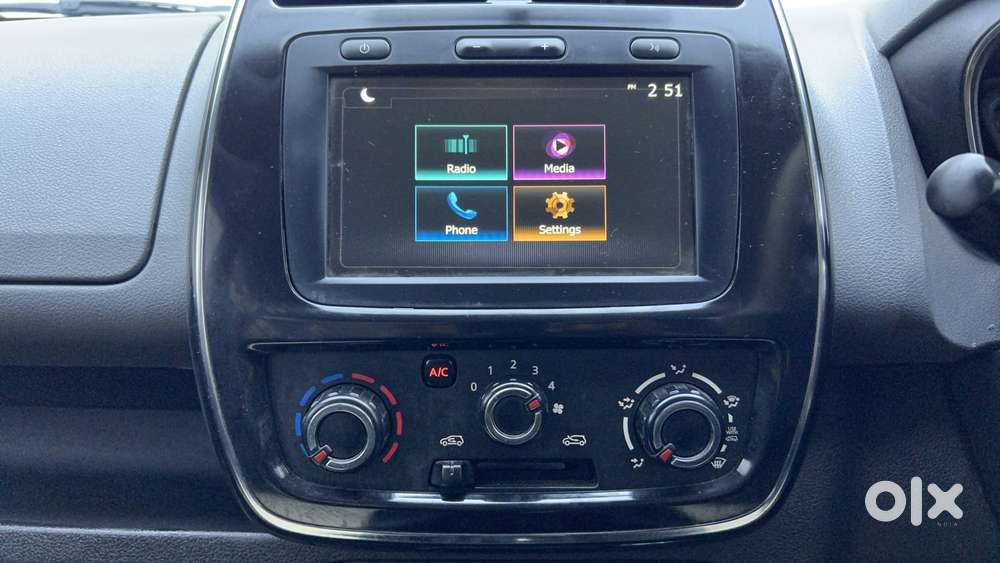 Renault Kwid 2019-ongoing 1.0 Rxt Amt (o), 2018, Petrol