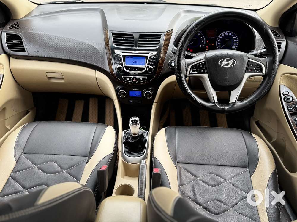 Hyundai Verna Fluidic 1.6 Vtvt Sx Opt, 2014, Petrol