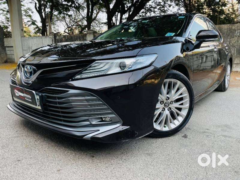 Toyota Camry Hybrid, 2020, Petrol