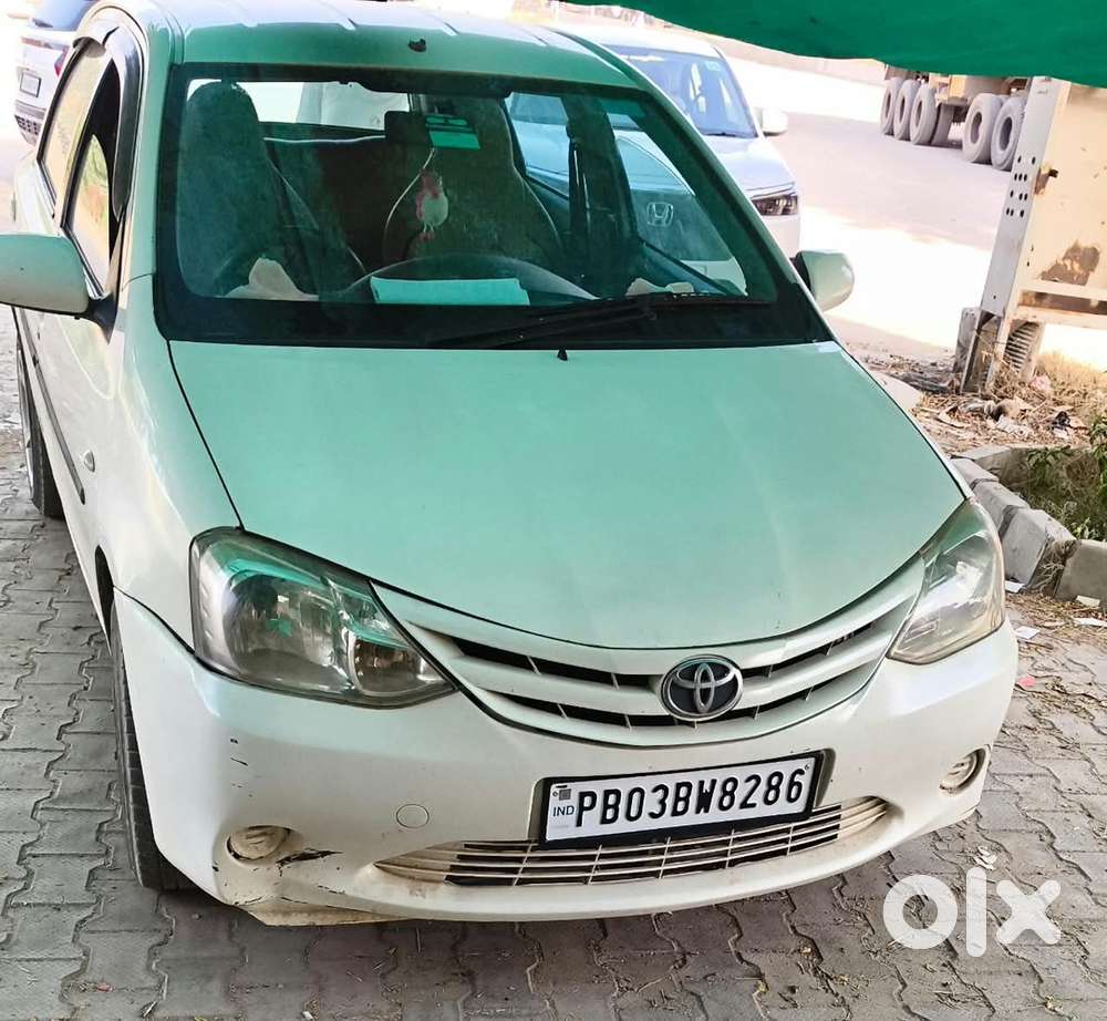 Toyota Etios Liva 2011