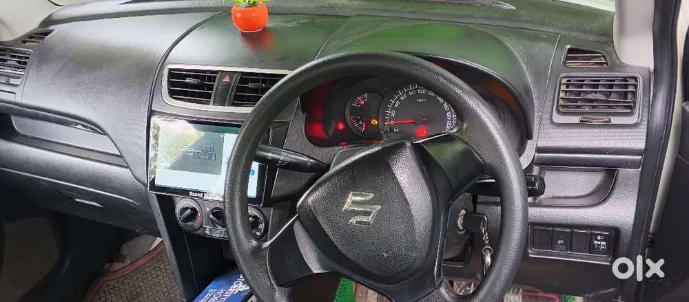 Maruti Suzuki Swift 2012 Petrol