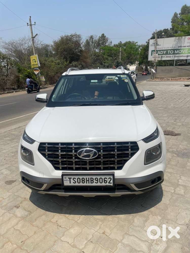 Hyundai Venue Diesel 48000 Km Driven