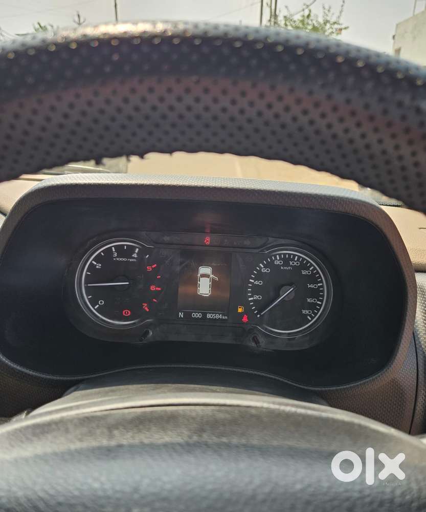 Mahindra Bolero Neo N8, 2023, Diesel