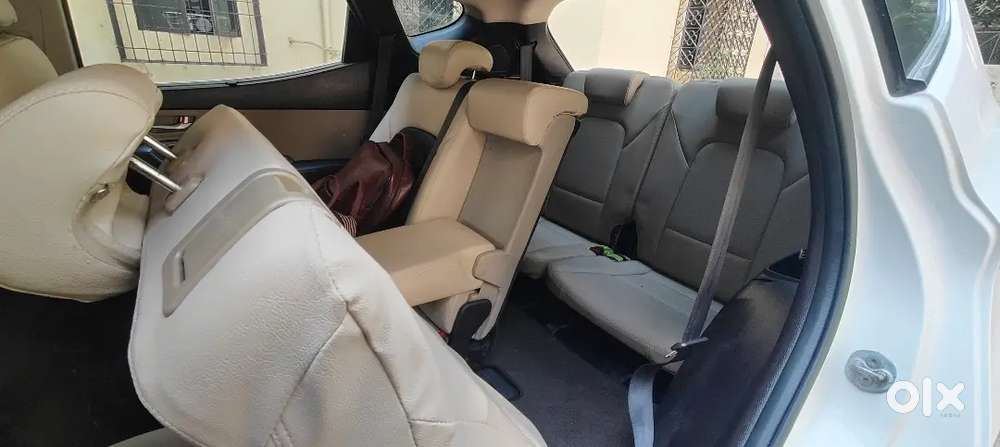 2015 Hyundai Santa Fe 4x2 Automatic Diesel – Single Owner