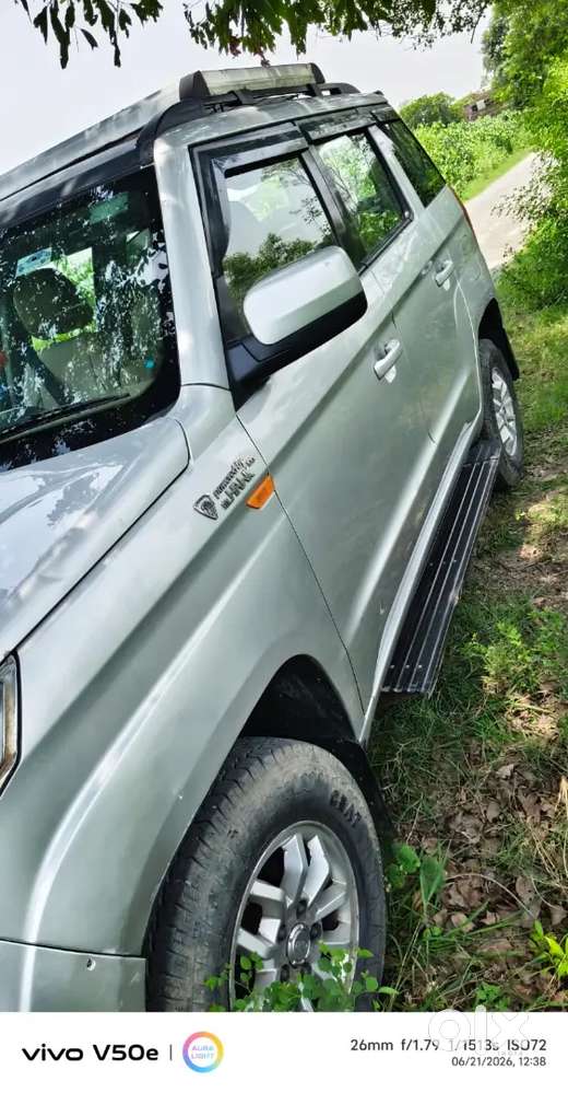 Mahindra Tuv 300 2016