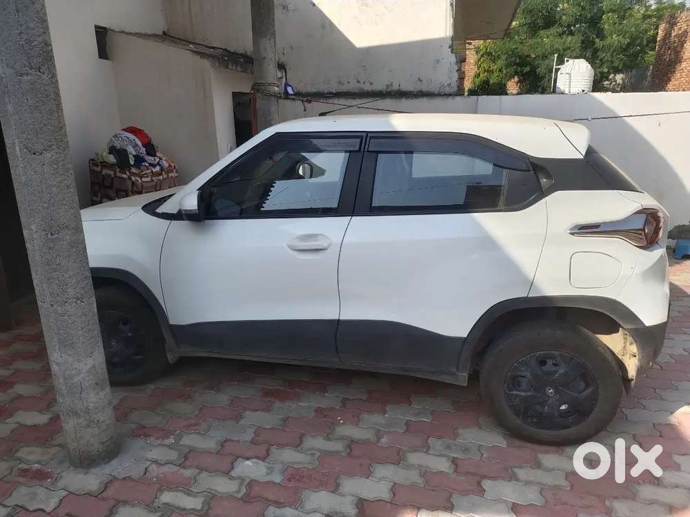 Tata Punch 2023 Petrol 23000 Km Driven