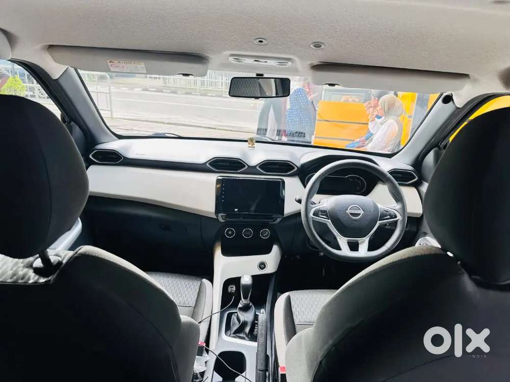 Nissan Magnite Cvt 2025 // Low Run 1 // Yr Old