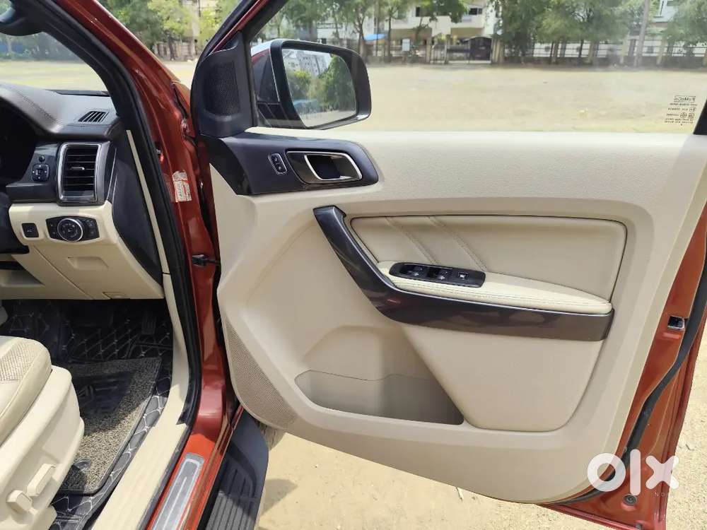 Ford Endeavour Titanium 2018