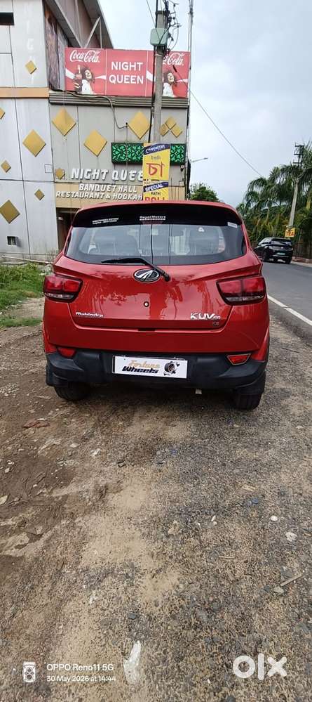 Mahindra Kuv 100 G80 K8 Dual Tone, 2017, Diesel