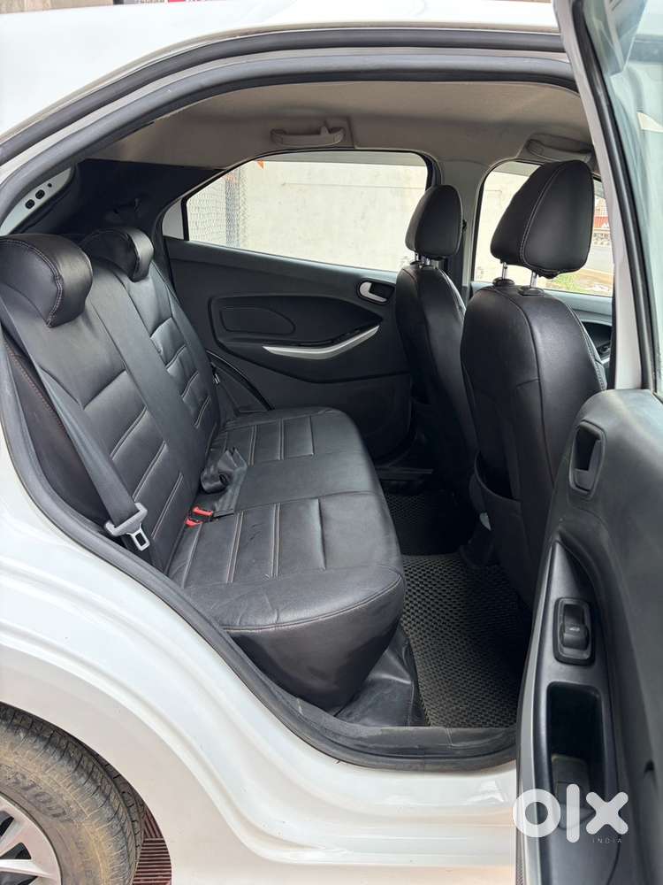 Ford Figo Petrol 2017