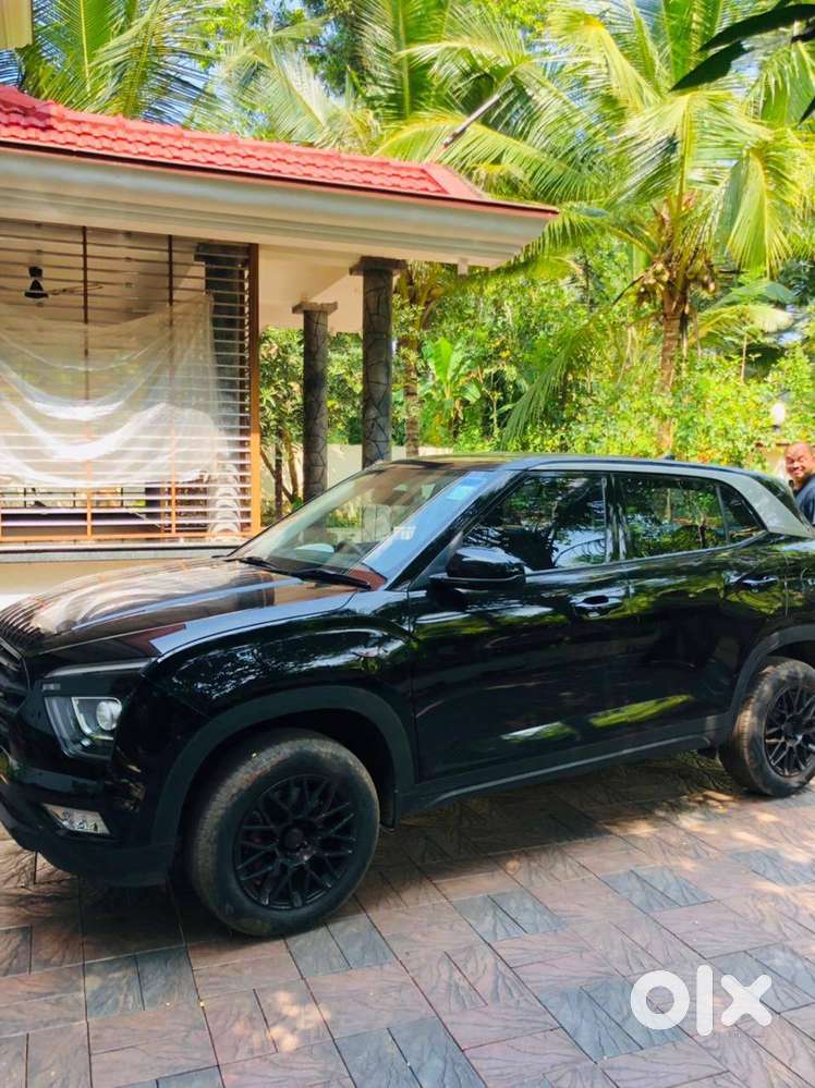 Creta Black