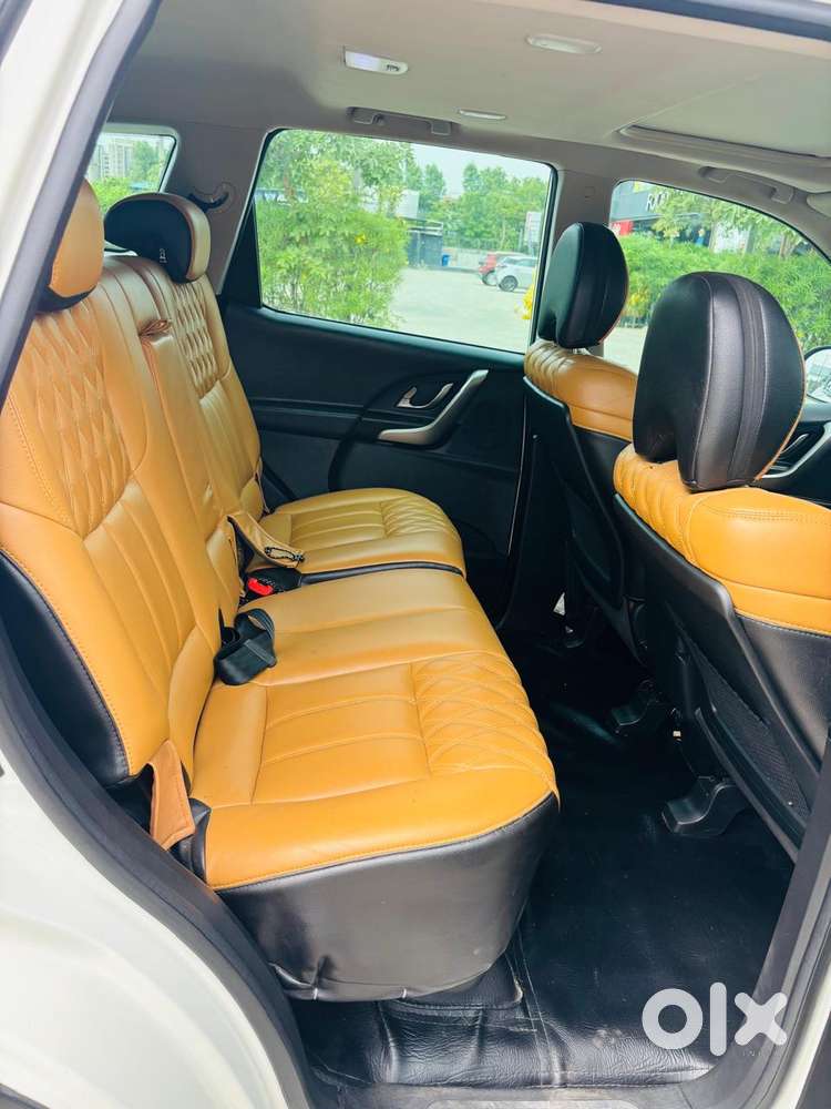 Mahindra Xuv500 W9, 2021, Diesel