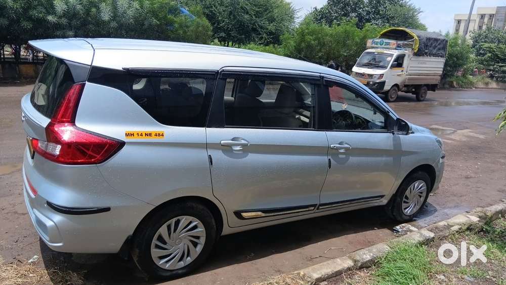 Maruti Ertiga Vxi Cng June 2026 Silver New 2 Months Old Only