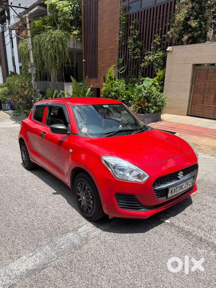 Maruti Suzuki Swift 1.2 Lxi (o), 2022, Petrol