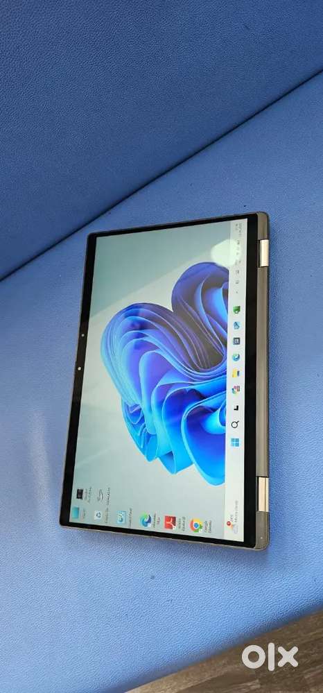 Dell Latitude 7420 i7 11th 2 in 1 Touch Display