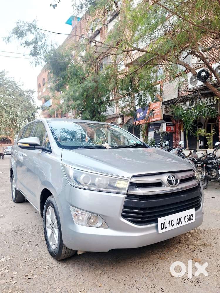 Toyota Innova Crysta