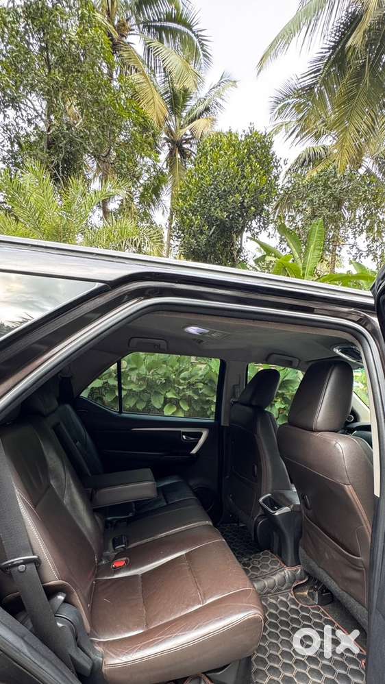Toyota Fortuner Sigma- Showroom Condition