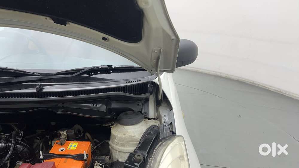 Maruti Suzuki Swift 1.2 Lxi (o), 2017, Petrol