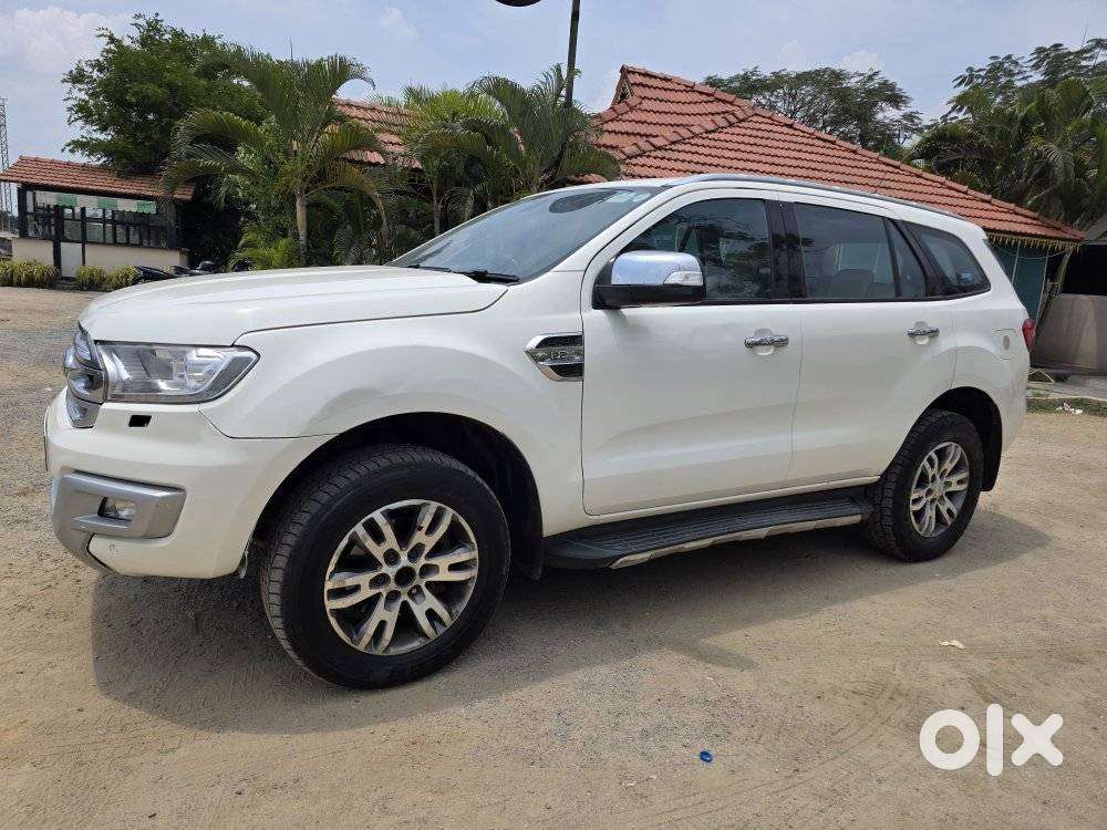 Ford Endeavour 2.2 Titanium At 4x2, 2017, Diesel