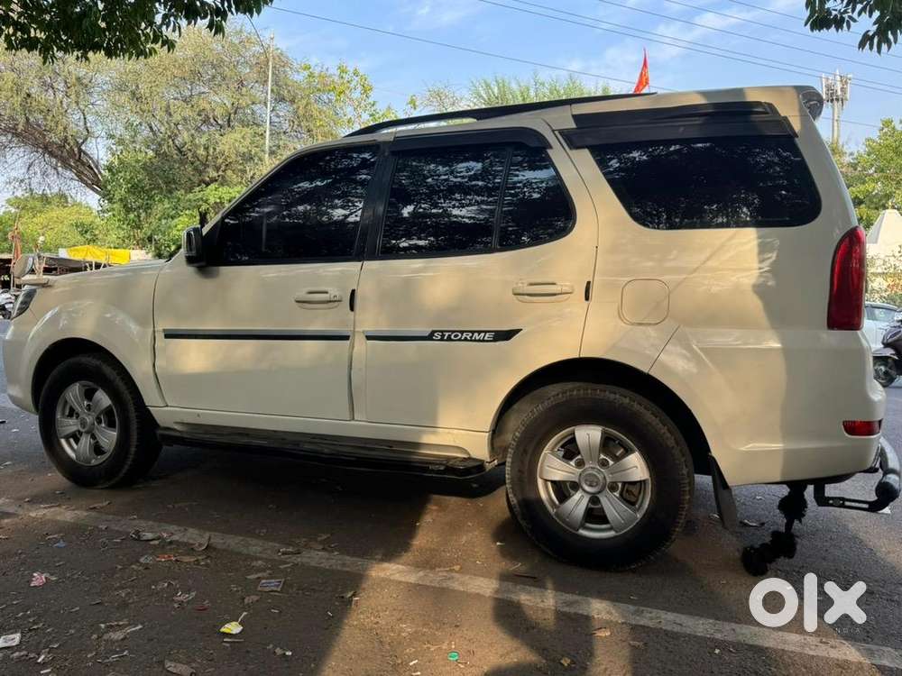 Tata Safari Storme 2013 Diesel Well Maintained