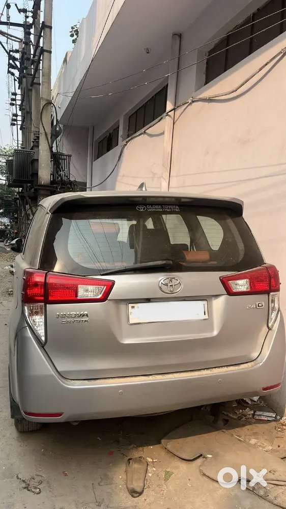 Toyota Innova Crysta 2018 Diesel Well Maintained