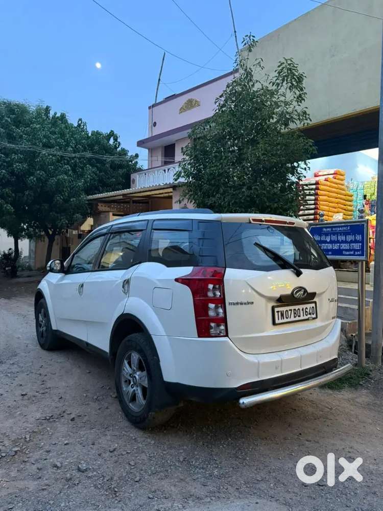 Mahindra Xuv500 W8 2012