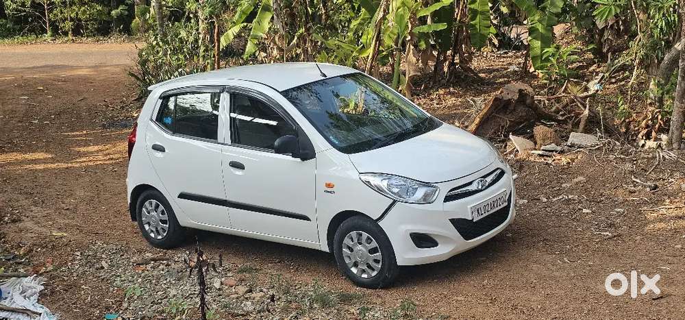 Hyundai I10 2014 Petrol 19300 Km Driven