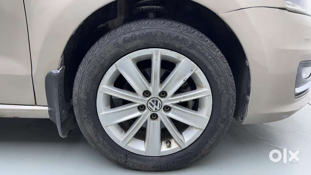 Volkswagen Vento 2010-2013 Petrol Highline, 2016, Petrol