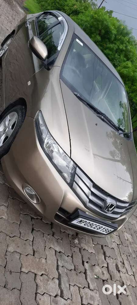 Pure Petrol Honda City V Top Model