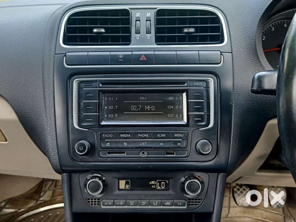 Volkswagen Polo Petrol Highline 1.2l, 2014, Petrol