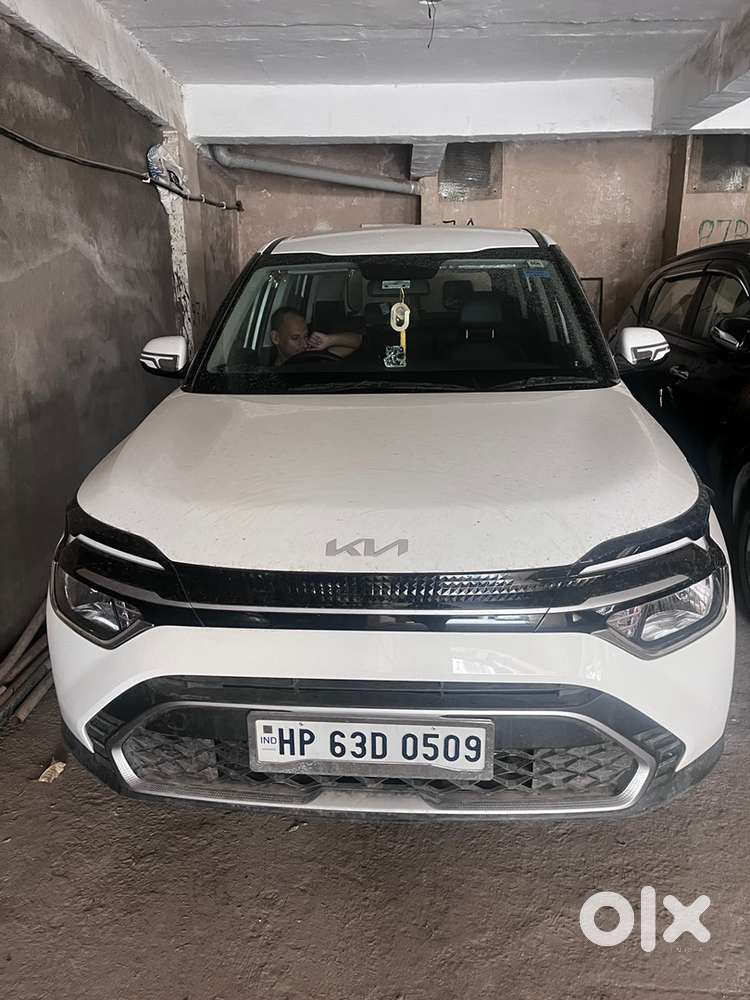 Kia Carens Petrol Manual 2024