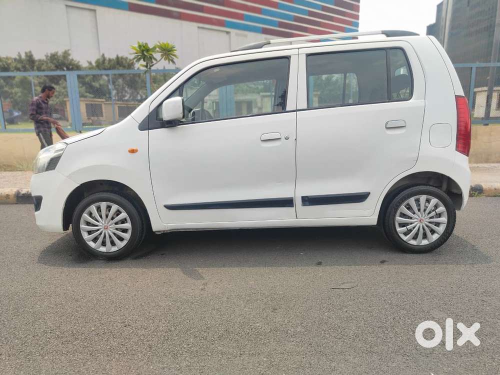 Maruti Suzuki Wagon R 1.2 Vxi, 2017, Cng & Hybrids
